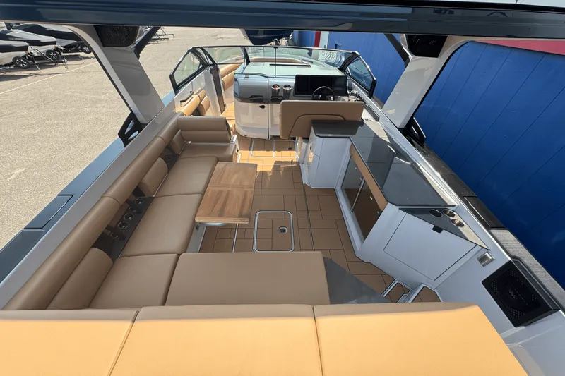 Slide: The Image of Aviara AV36 2022 - 16