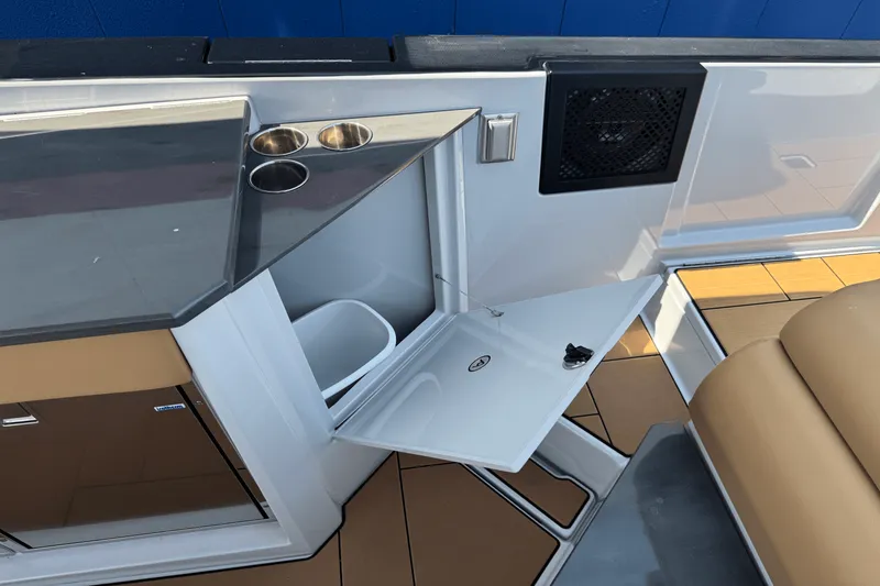 Slide: The Image of Aviara AV36 2022 - 20