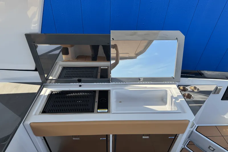 Slide: The Image of Aviara AV36 2022 - 22