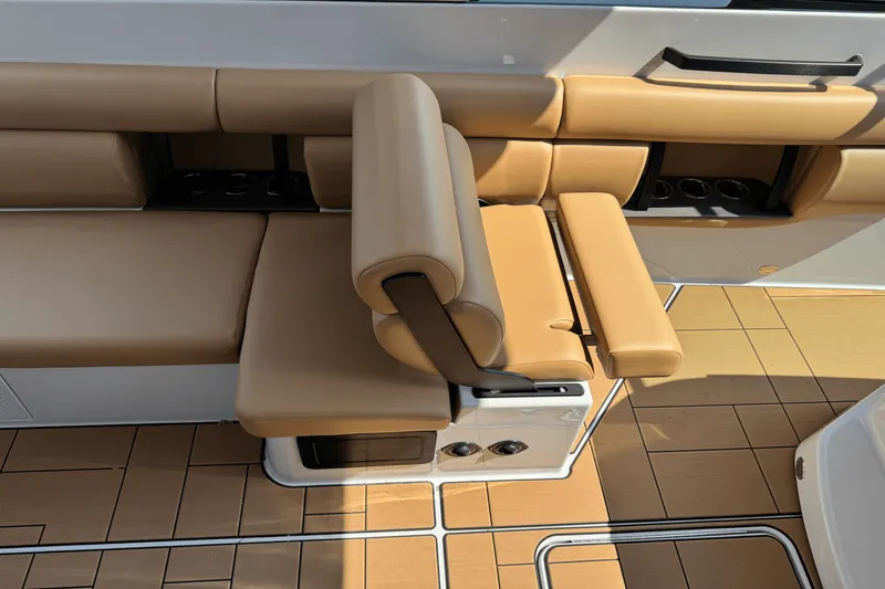 Slide: The Image of Aviara AV36 2022 - 34