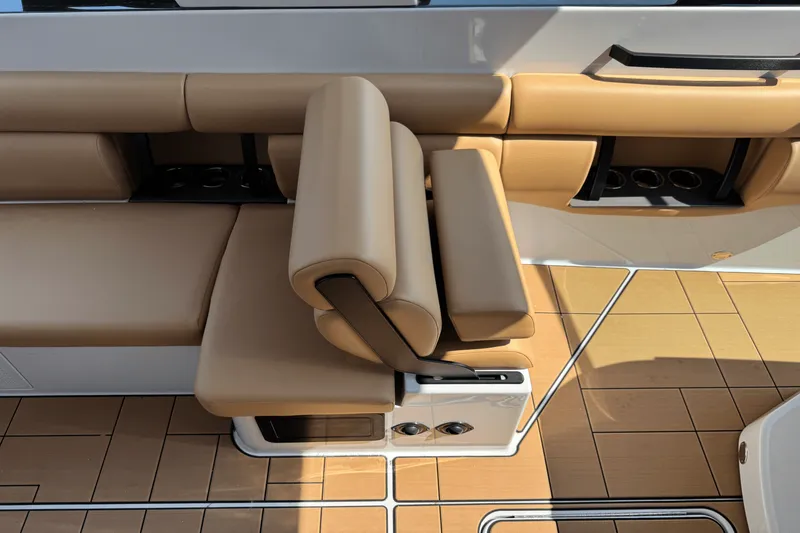 Slide: The Image of Aviara AV36 2022 - 37