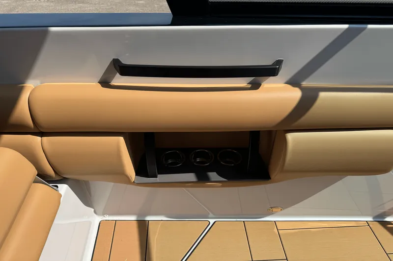 Slide: The Image of Aviara AV36 2022 - 38