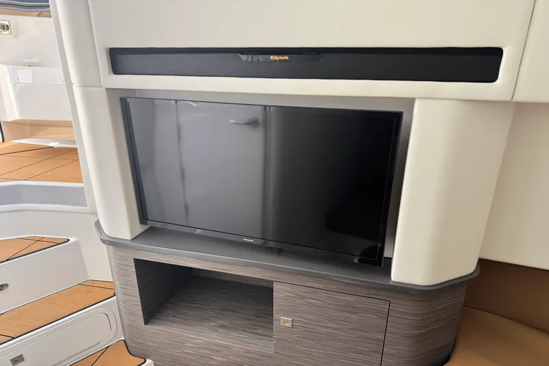 Slide: The Image of Aviara AV36 2022 - 47