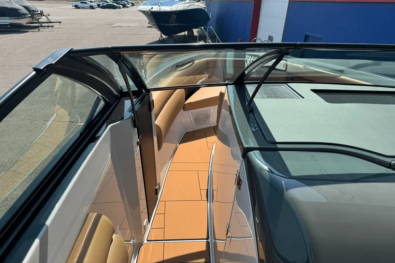 Slide: The Image of Aviara AV36 2022 - 50