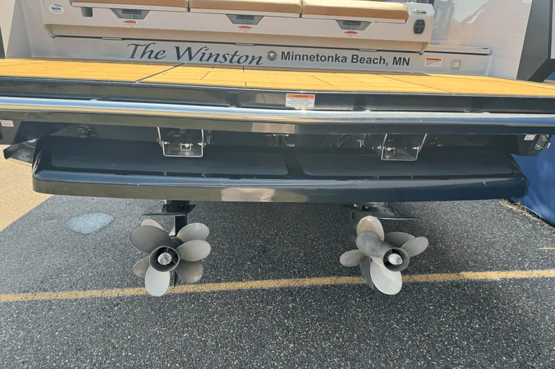 Slide: The Image of Aviara AV36 2022 - 6