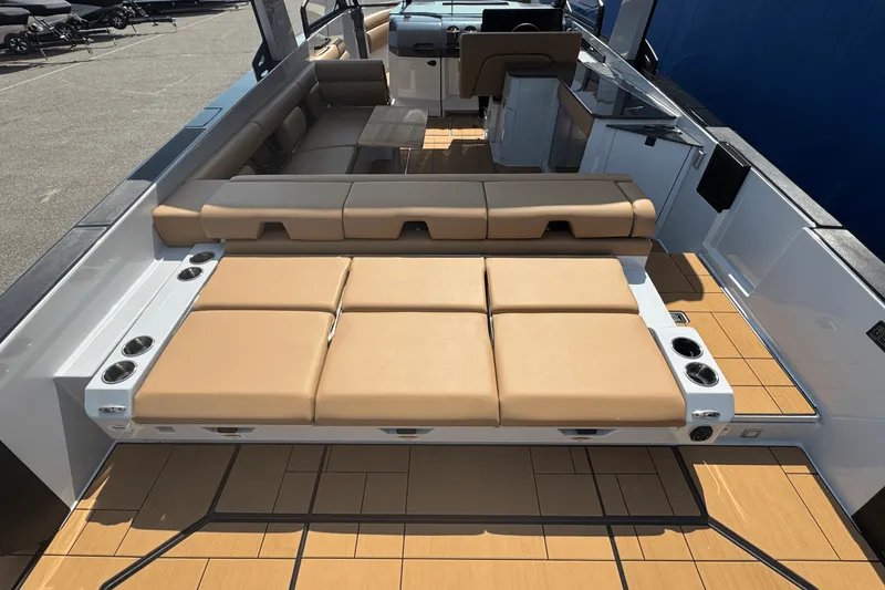 Slide: The Image of Aviara AV36 2022 - 9