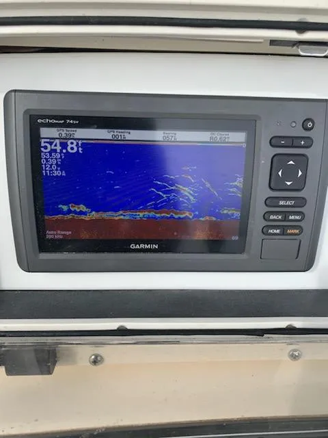 Slide: The Image of Boston Whaler 23 Outrage 2000 - 11