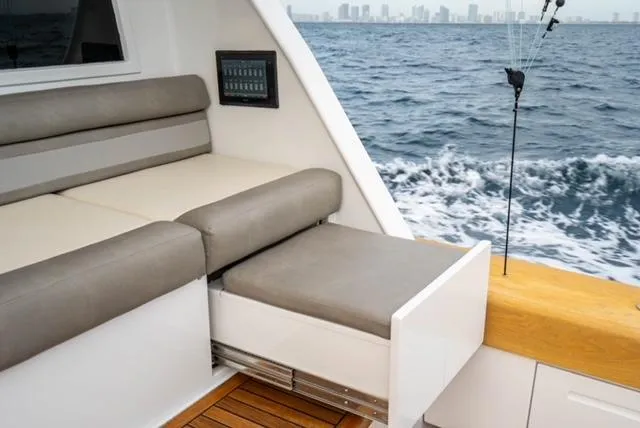 Slide: The Image of Jim Smith Custom 66 Sportfish 1999 - 12