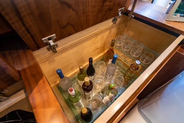 Slide: The Image of Jim Smith Custom 66 Sportfish 1999 - 23