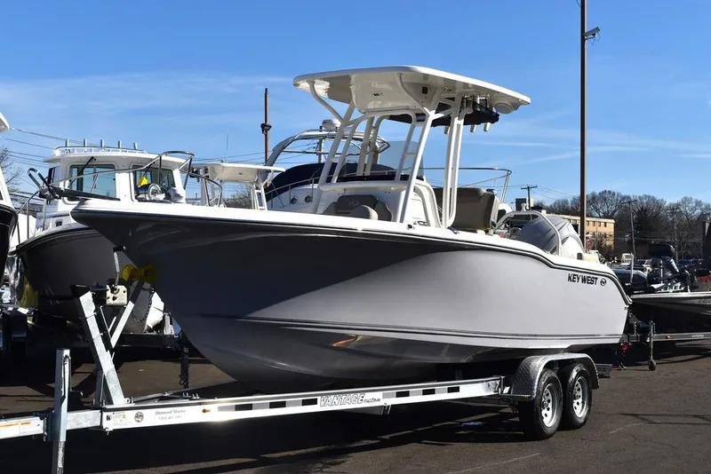 Slide: The Image of Key West Boats 239 FS 2024 - 2