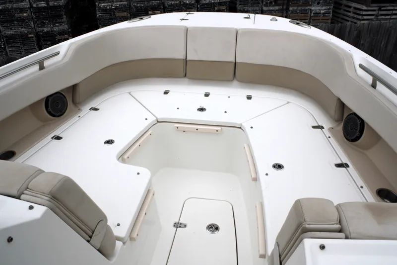 Slide: The Image of Boston Whaler 320 VANTAGE 2017 - 57