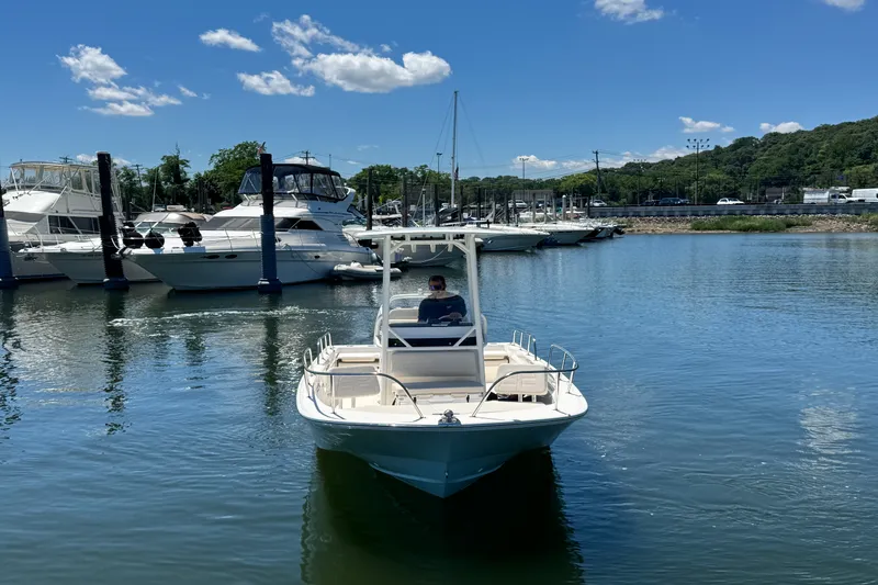 Slide: The Image of Boston Whaler 210 Montauk 2026 - 2