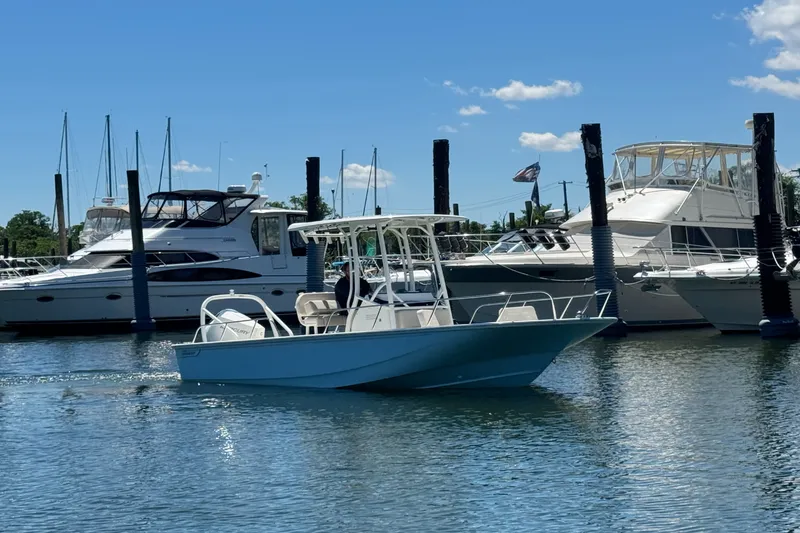 Slide: The Image of Boston Whaler 210 Montauk 2026 - 1
