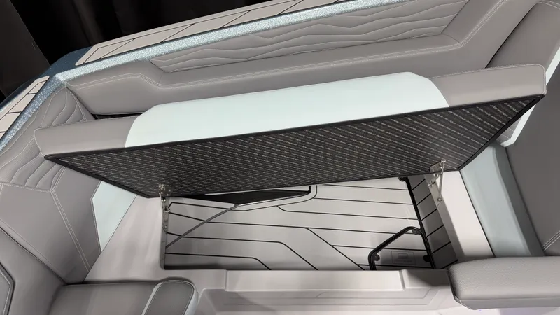 Slide: The Image of Nautique Super Air Nautique G25 2026 - 99