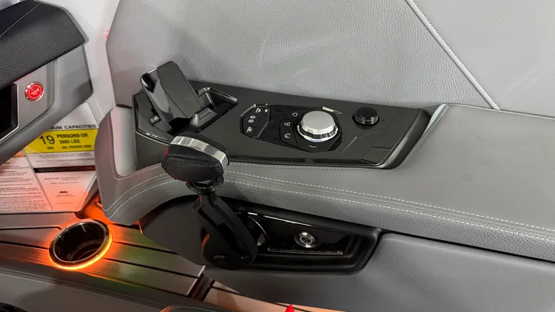 Slide: The Image of Nautique Super Air Nautique G25 2026 - 72