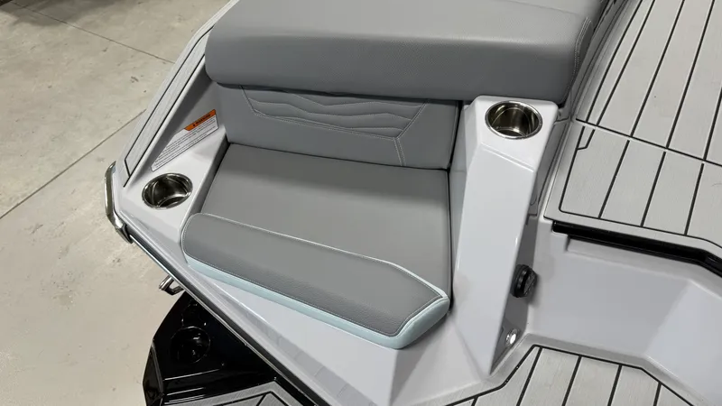 Slide: The Image of Nautique Super Air Nautique G25 2026 - 14