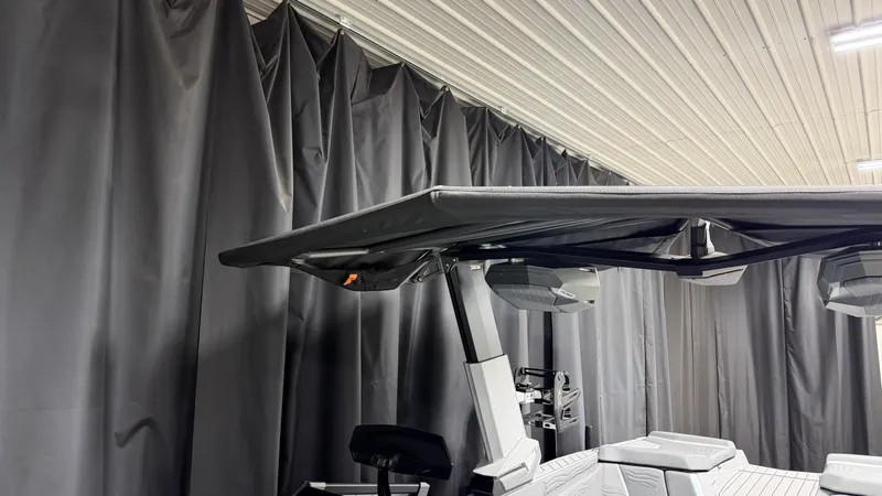 Slide: The Image of Nautique Super Air Nautique G25 2026 - 102