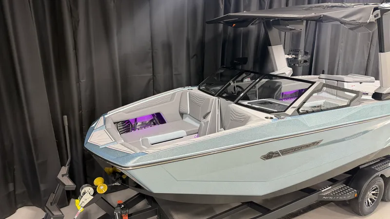 Slide: The Image of Nautique Super Air Nautique G25 2026 - 5