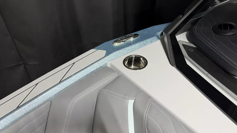 Slide: The Image of Nautique Super Air Nautique G25 2026 - 95