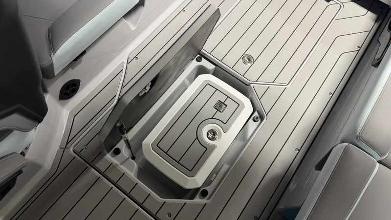 Slide: The Image of Nautique Super Air Nautique G25 2026 - 54