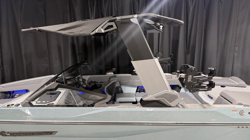Slide: The Image of Nautique Super Air Nautique G25 2026 - 6