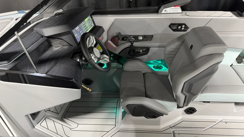 Slide: The Image of Nautique Super Air Nautique G25 2026 - 67