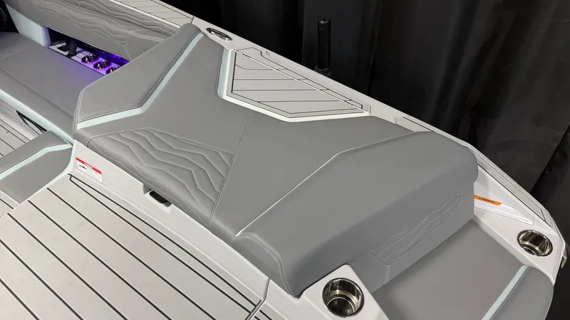 Slide: The Image of Nautique Super Air Nautique G25 2026 - 20