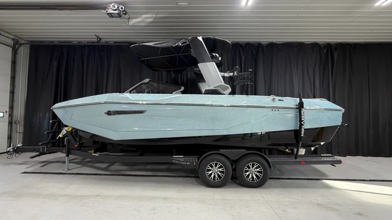 Slide: The Image of Nautique Super Air Nautique G25 2026 - 2