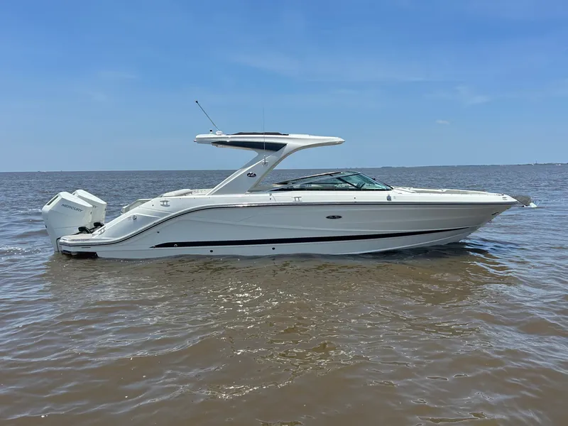 Slide: The Image of Sea Ray SLX 310 Outboard 2026 - 6