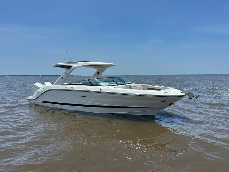 Slide: The Image of Sea Ray SLX 310 Outboard 2026 - 4