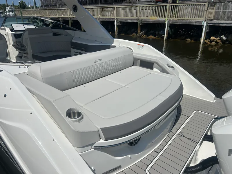 Slide: The Image of Sea Ray SLX 310 Outboard 2026 - 10