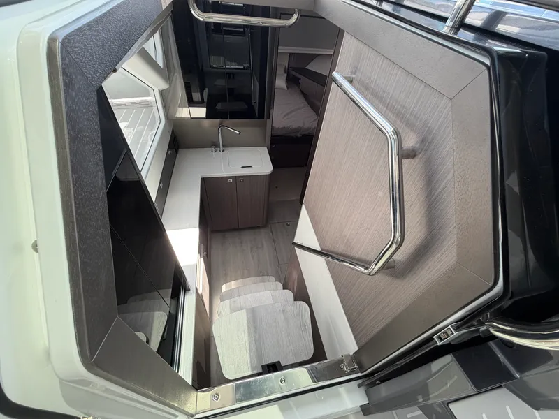 Slide: The Image of Galeon 435 GTO 2026 - 38