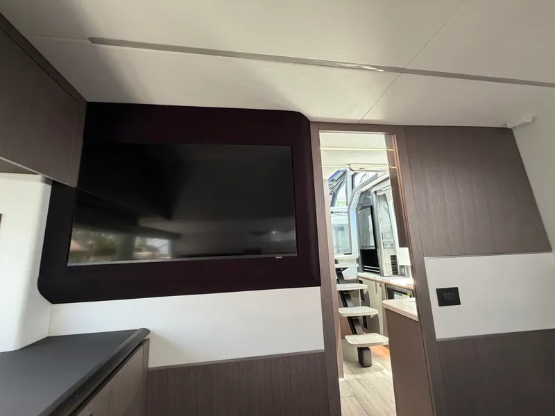 Slide: The Image of Galeon 435 GTO 2026 - 57
