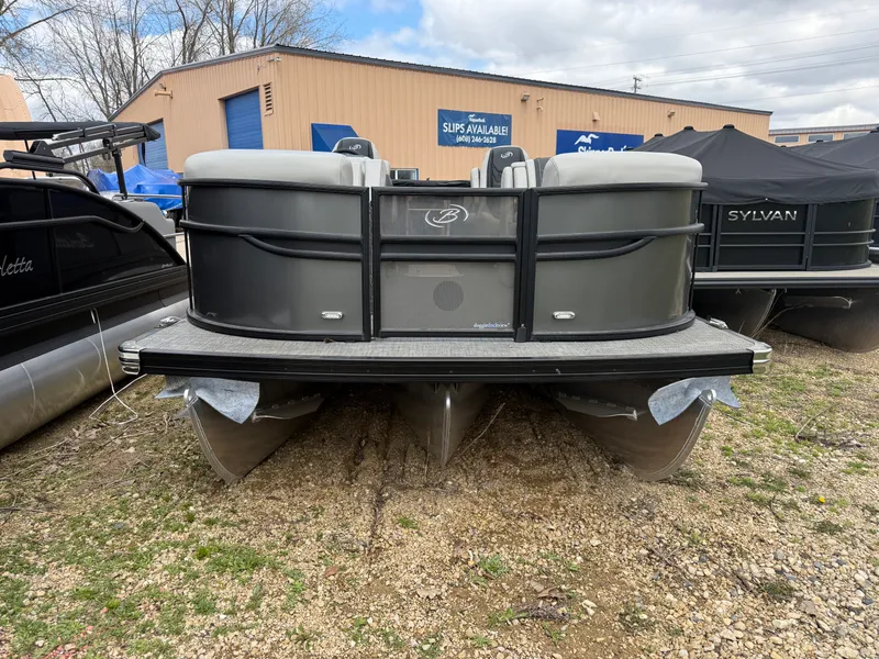 Slide: The Image of Barletta Cabrio 22 QC 2026 - 3