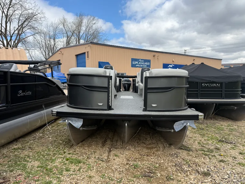 Slide: The Image of Barletta Cabrio 22 QC 2026 - 2