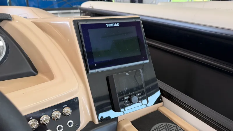 Slide: The Image of Barletta Cabrio 24 UE 2026 - 33