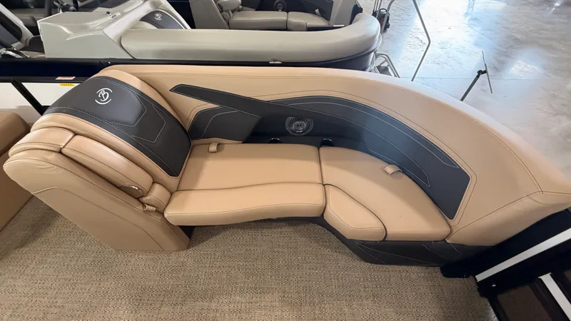 Slide: The Image of Barletta Cabrio 24 UE 2026 - 6