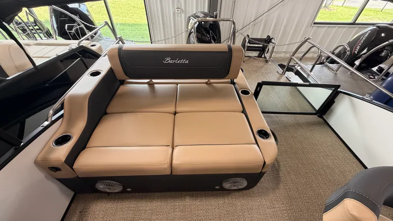 Slide: The Image of Barletta Cabrio 24 UE 2026 - 46
