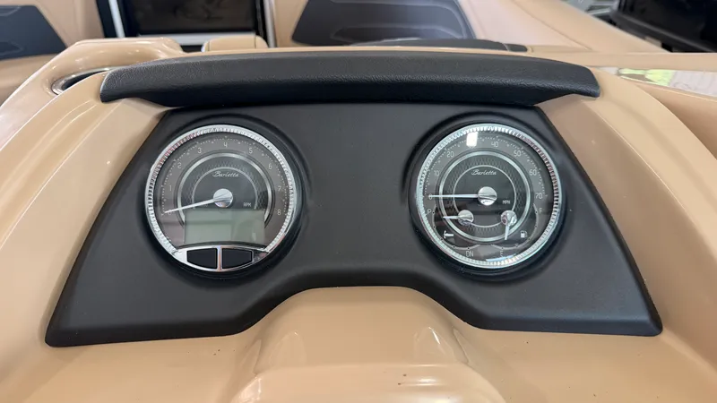 Slide: The Image of Barletta Cabrio 24 UE 2026 - 32