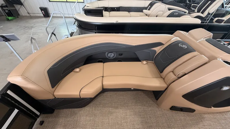 Slide: The Image of Barletta Cabrio 24 UE 2026 - 13