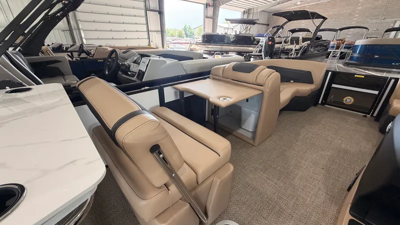Slide: The Image of Barletta Cabrio 24 UE 2026 - 27