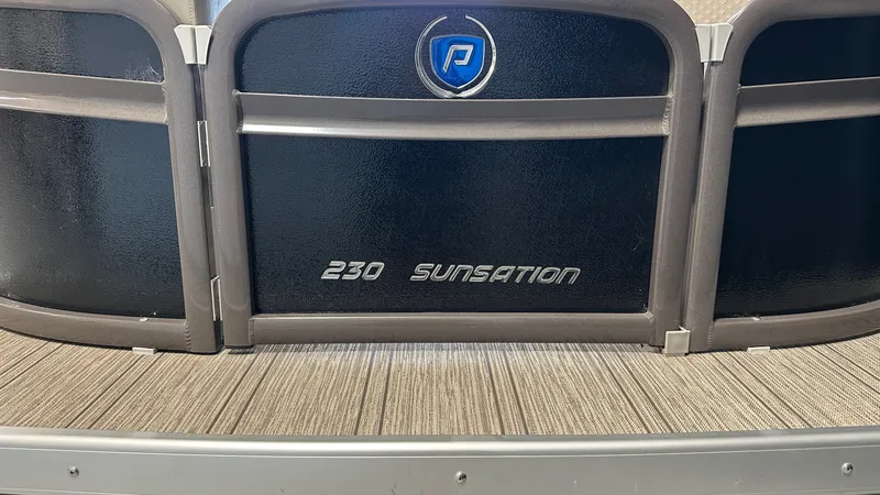 Slide: The Image of Premier 230 SUNSATION 2022 - 14