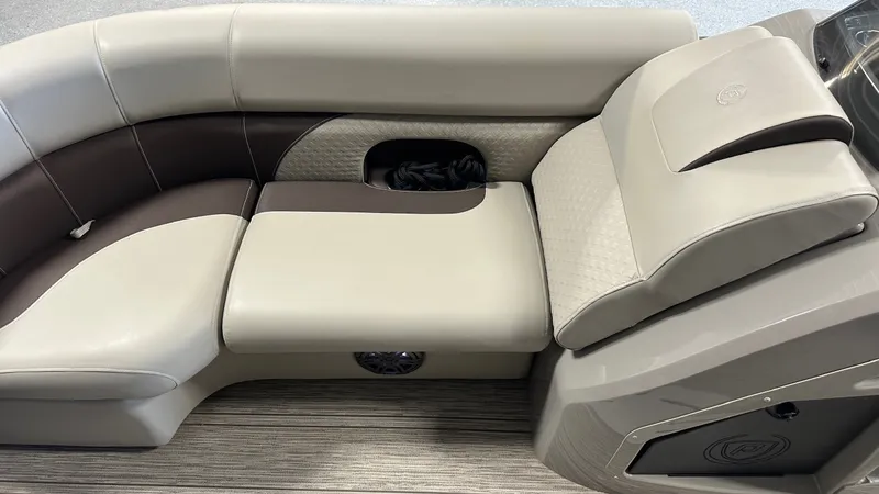Slide: The Image of Premier 230 SUNSATION 2022 - 47