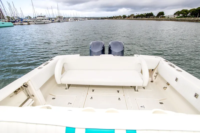 Slide: The Image of Intrepid 348 Center Console 2009 - 9