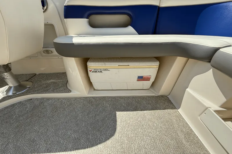 Slide: The Image of Rinker 232CC 2004 - 19