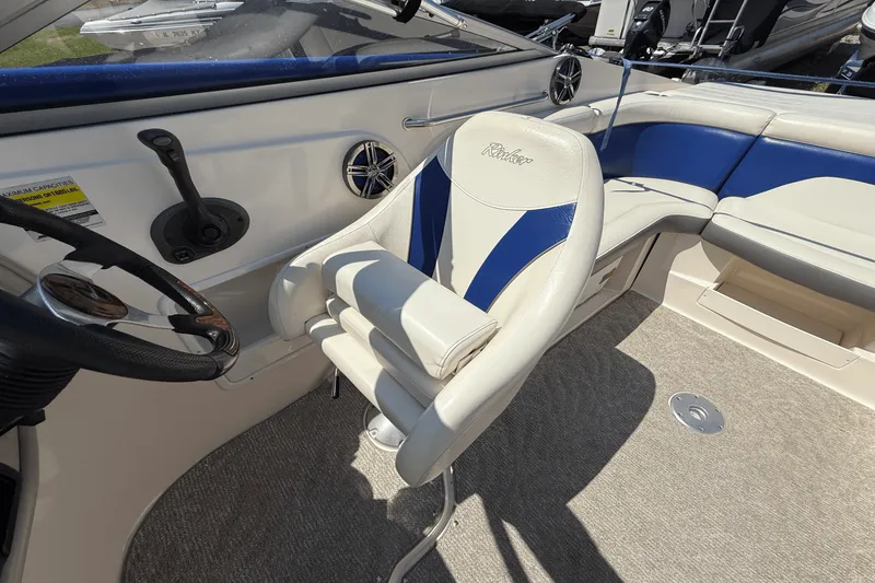 Slide: The Image of Rinker 232CC 2004 - 31