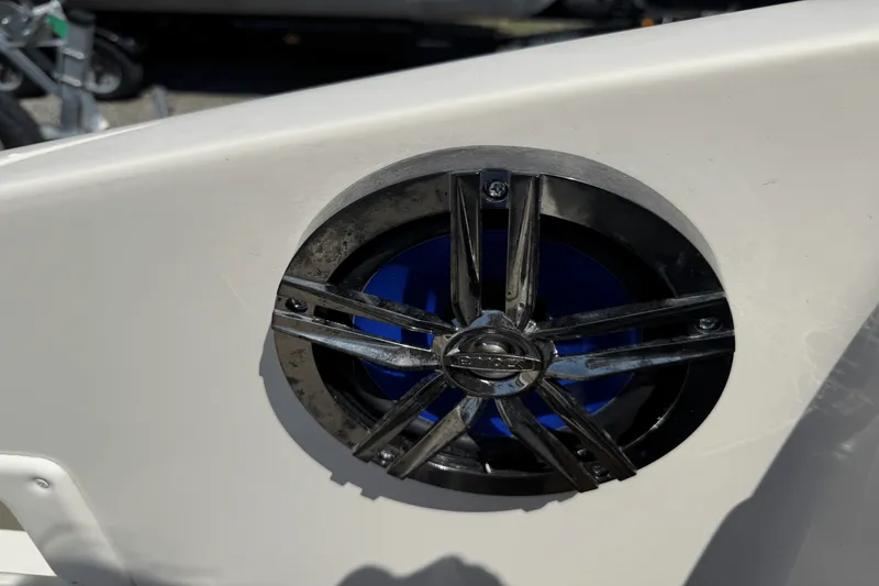 Slide: The Image of Rinker 232CC 2004 - 34