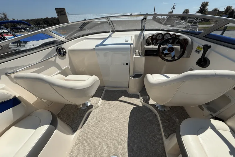 Slide: The Image of Rinker 232CC 2004 - 8