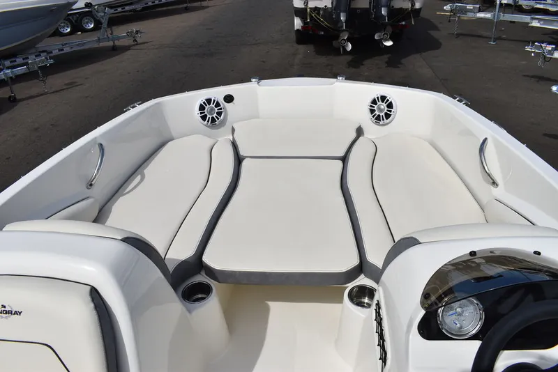 Slide: The Image of Stingray 182SC 2024 - 35