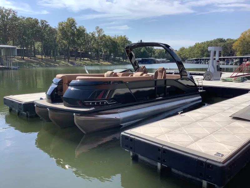 The Image of Harris Grand Mariner 250 2026 - 0